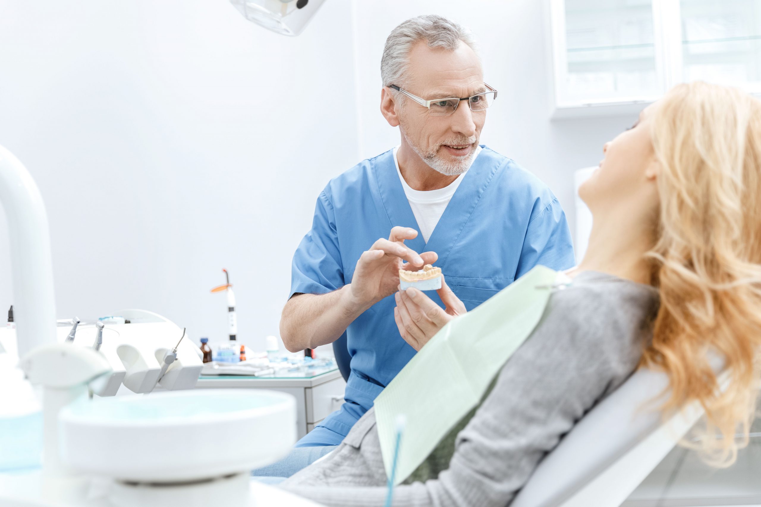 Best things to know about dental implants